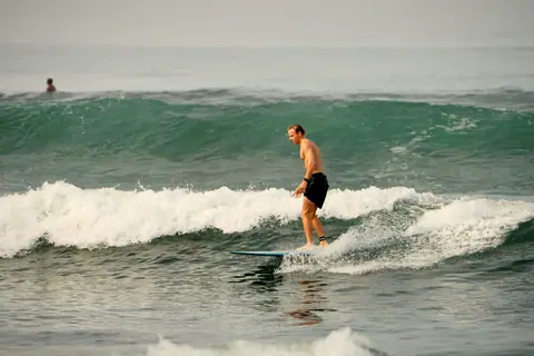 Frame 06937, shot at 08:22
